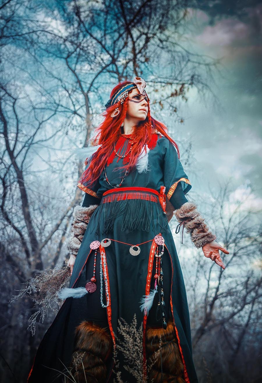 Take a pause and enjoy Girls in Slavic costumes — streaming from Zhengzhou