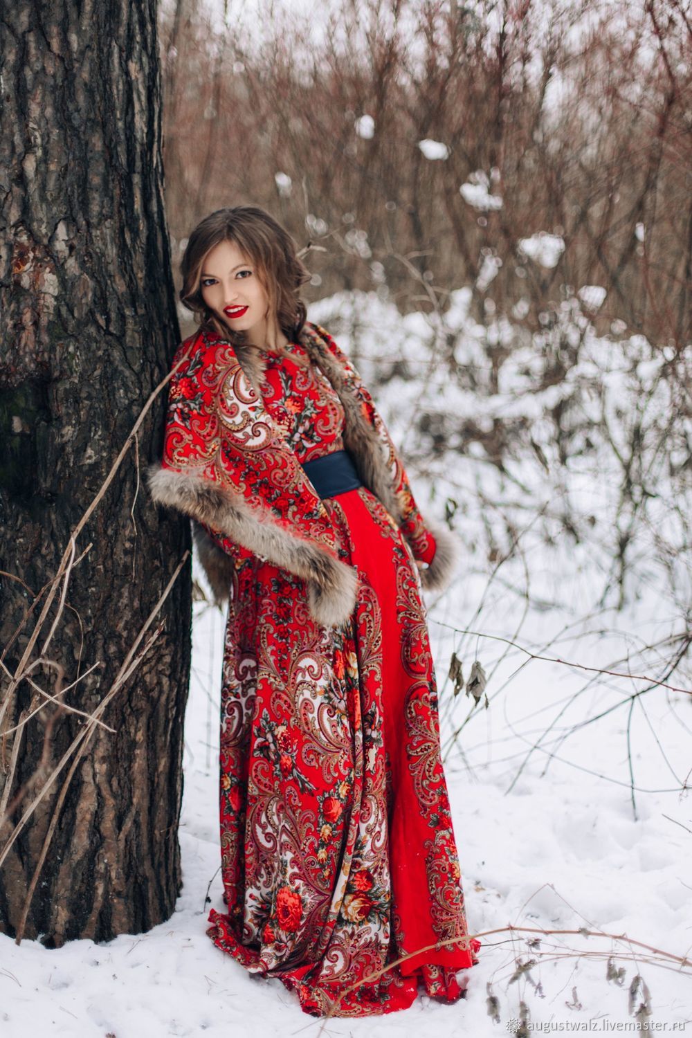 Photo Girls in Slavic costumes in Zhengzhou