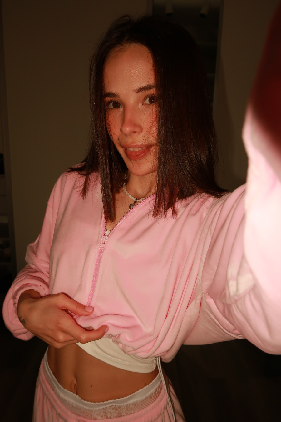 Tina brings the glow — live moments in Zhengzhou